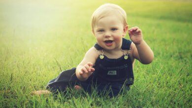 Mutter ist genervt vom Babyschwimmen – Kinderarzt reagiert