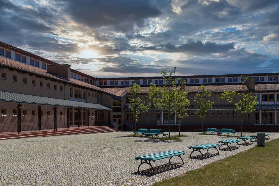 Seenplatte: Brennpunkt-Schulen erhalten Sonderförderung | NDR.de - Nachrichten - Mecklenburg-Vorpommern