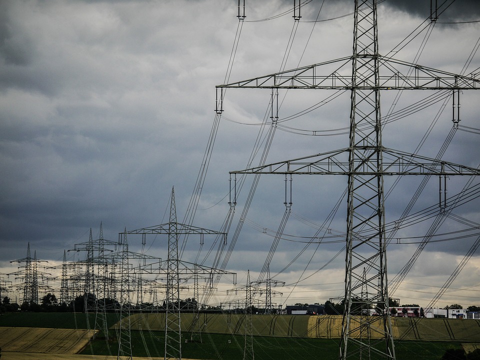 Sächsische Unternehmen fordern Ausbau erneuerbarer Energien: Zeitung für kommunale Wirtschaft