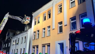 FW-GE: Feuerwehreinsatz in Gelsenkirchen-Schalke - Zwei Menschen sterben bei Wohnungsbrand