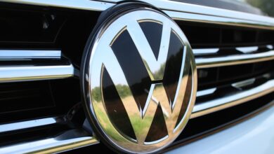 Habeck lädt zu Autogipfel - Sorge um Arbeitsplätze bei VW