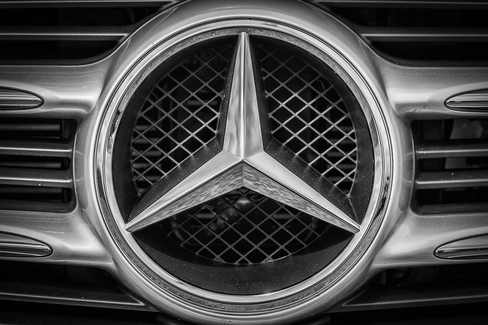 Mercedes-Benz senkt Prognose wegen Schwäche in China