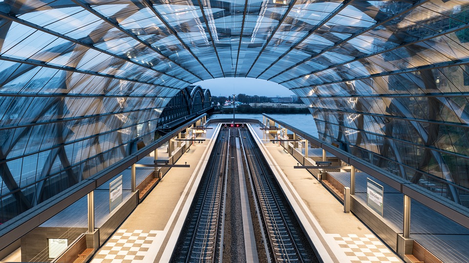 POL-HI: Raub am Alfelder Bahnhof - Wer kann Hinweise geben?