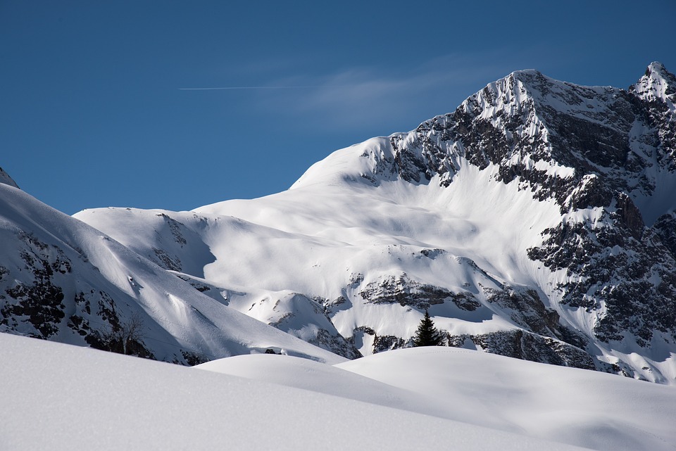 Wandergruppe sitzt auf Hütte fest