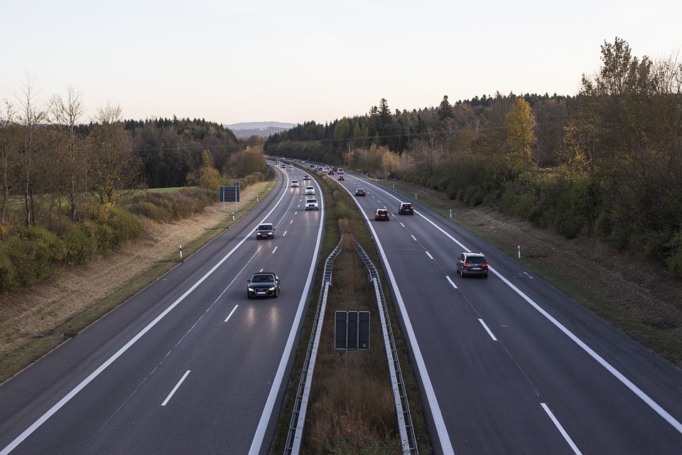 Schwerer Verkehrsunfall mit mehreren Fahrzeugen – Metropoljournal.com