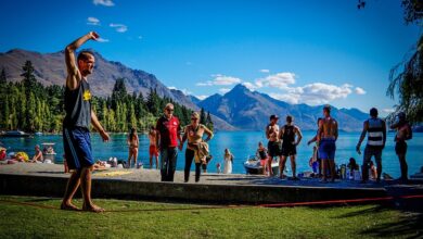 das Marburger.  Balance-Akte auf der Slackline zwischen Hochhäusern