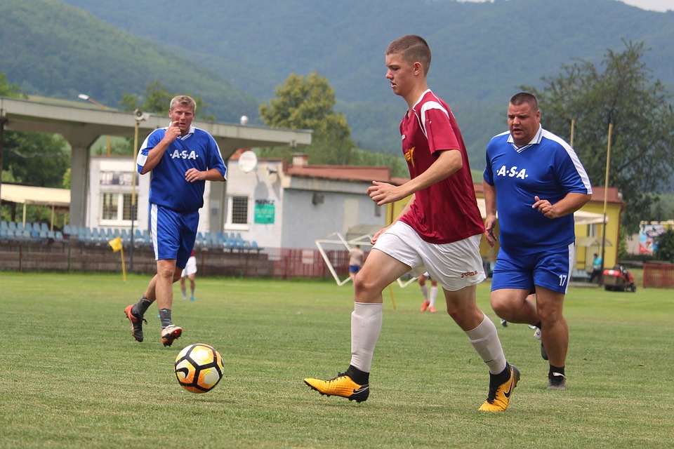 U19 gewinnt durch Tjaden-Doppelpack in Bielefeld, U17 holt in Münster den sechsten Sieg in Folge