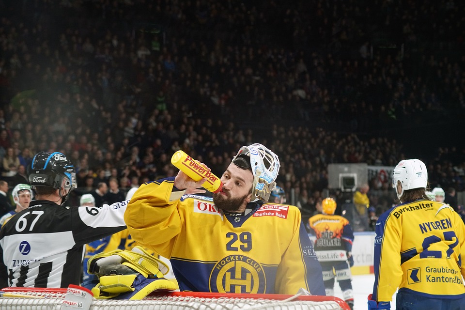 Schwaiger per Förderlizenz nach Freiburg - Eishockey.net