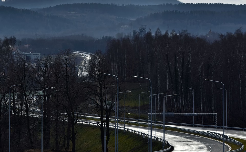 A6 bei Sulzbach-Rosenberg wegen brennendem Lkw gesperrt