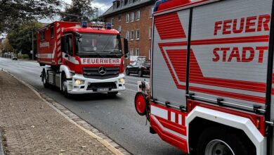 FW-NE: Brand in Industriebetrieb an der Düsseldorfer Straße nach sieben Stunden gelöscht | Keine Verletzen