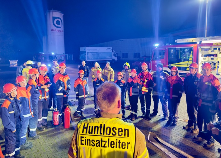 FW-OLL: Jugendfeuerwehr übernimmt für 24 Stunden Huntloser Feuerwehrhaus