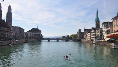 Mann verletzt in Zürich drei Kinder