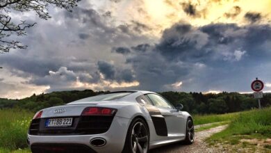 Spektakulärer Unfall auf Sylt: Audi A8 überschlägt sich nahe Sansibar | Regional