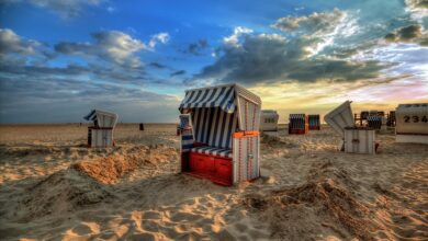 Norddeich | Schnäppchenjäger ersteigern an der Nordsee Strandkörbe