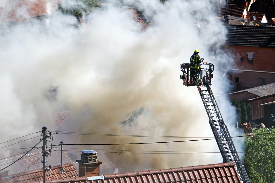 Blaulichtreport für Aalen, 19.10.2024: Rems-Murr-Kreis: Zimmerbrand in Backnang