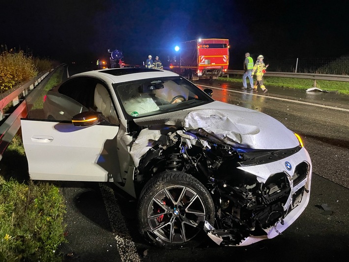 POL-PDKL: PKW fährt auf LKW auf...