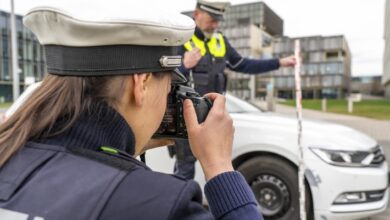 POL-ME: Verkehrsunfallfluchten aus dem Kreisgebiet - Heiligenhaus - 2411059