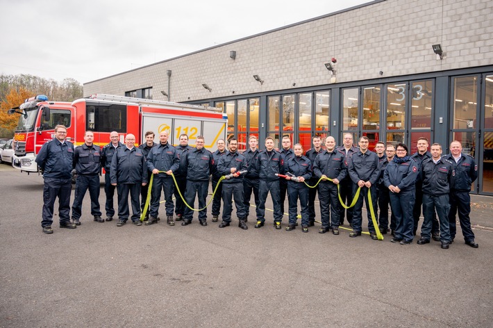 FW Dinslaken: Erfolgreicher Abschluss der Grundausbildung bei der Freiwilligen Feuerwehr Dinslaken