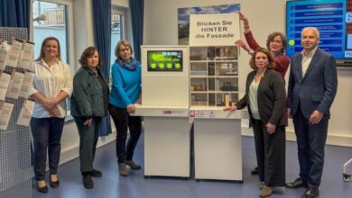 POL-MTK: Ausstellung &quot;Gewaltige Liebe&quot; in Flörsheim