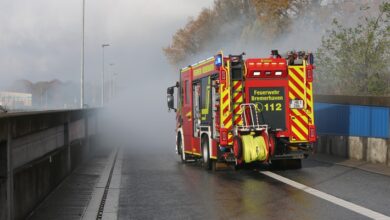 FW Bremerhaven: Positive Bilanz - Feuerwehr Bremerhaven trainiert Ernstfall im Hafentunnel