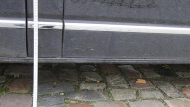 POL-FL: Verkehrsunfallflucht auf Markant-Parkplatz in der Marktstraße, gesucht wird der Fahrer/die Fahrerin eines roten PKW